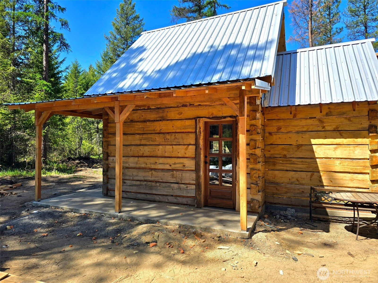 main property photo 9