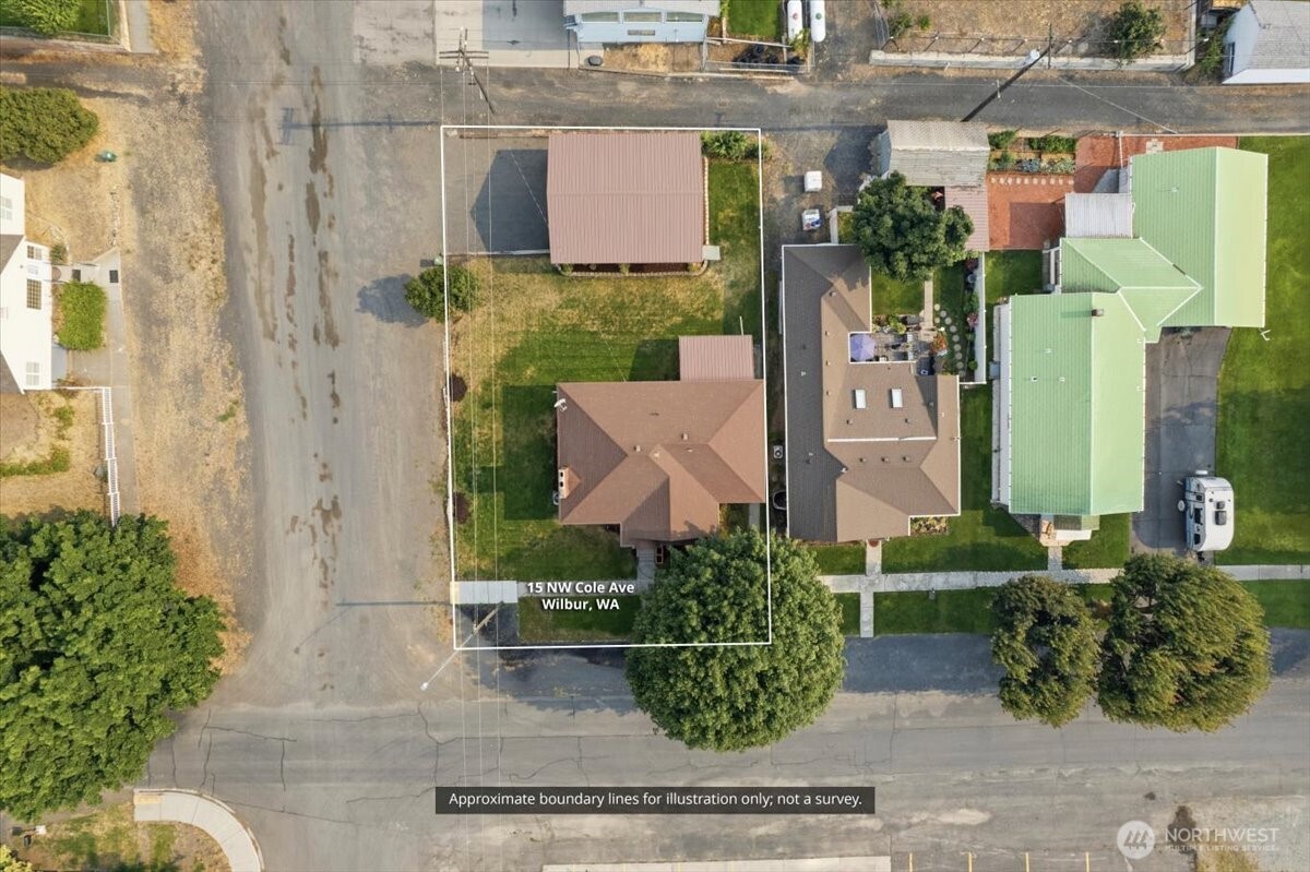 main property photo 34