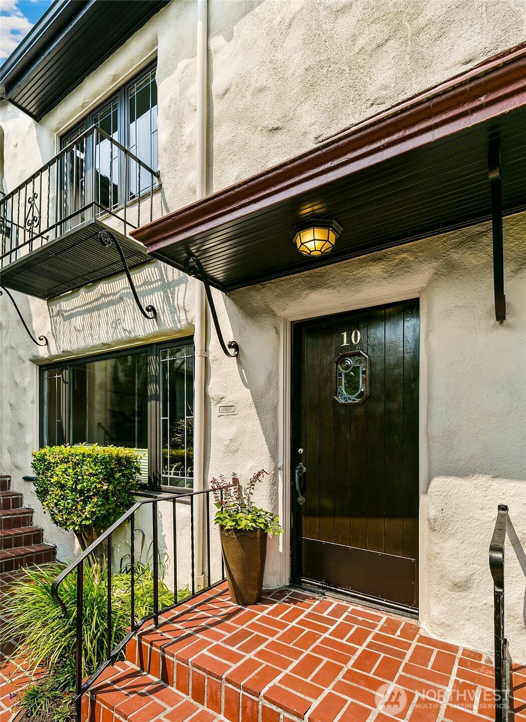 property viewer photo 2