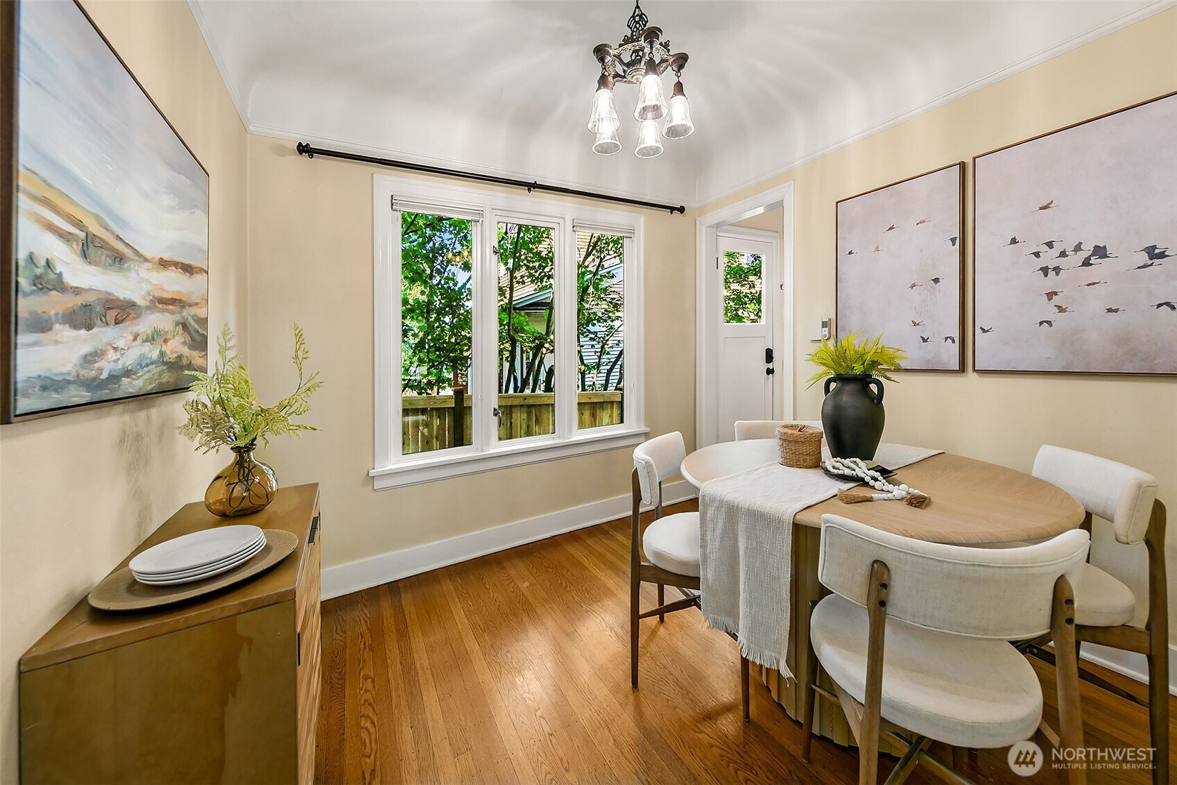 property viewer photo 5