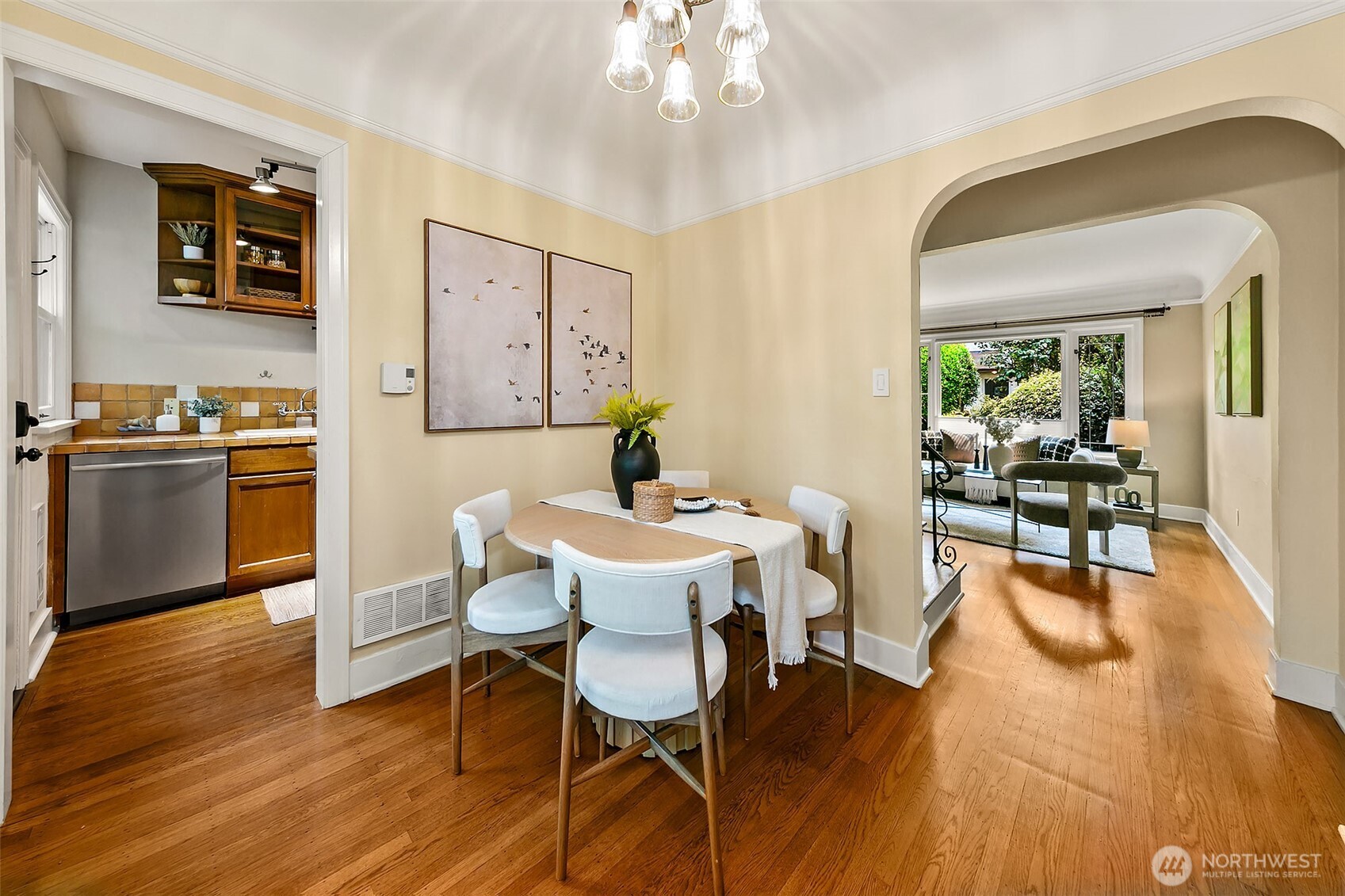property viewer photo 6