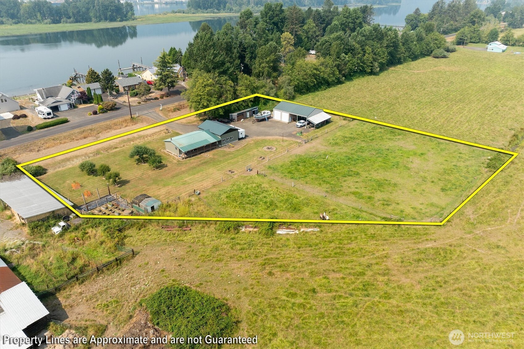 main property photo 38
