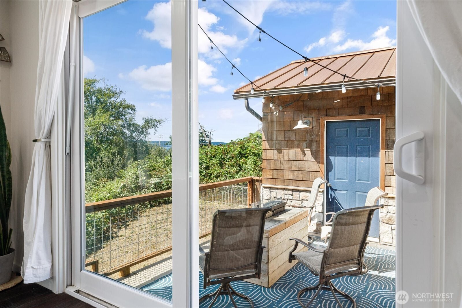 property viewer photo 10