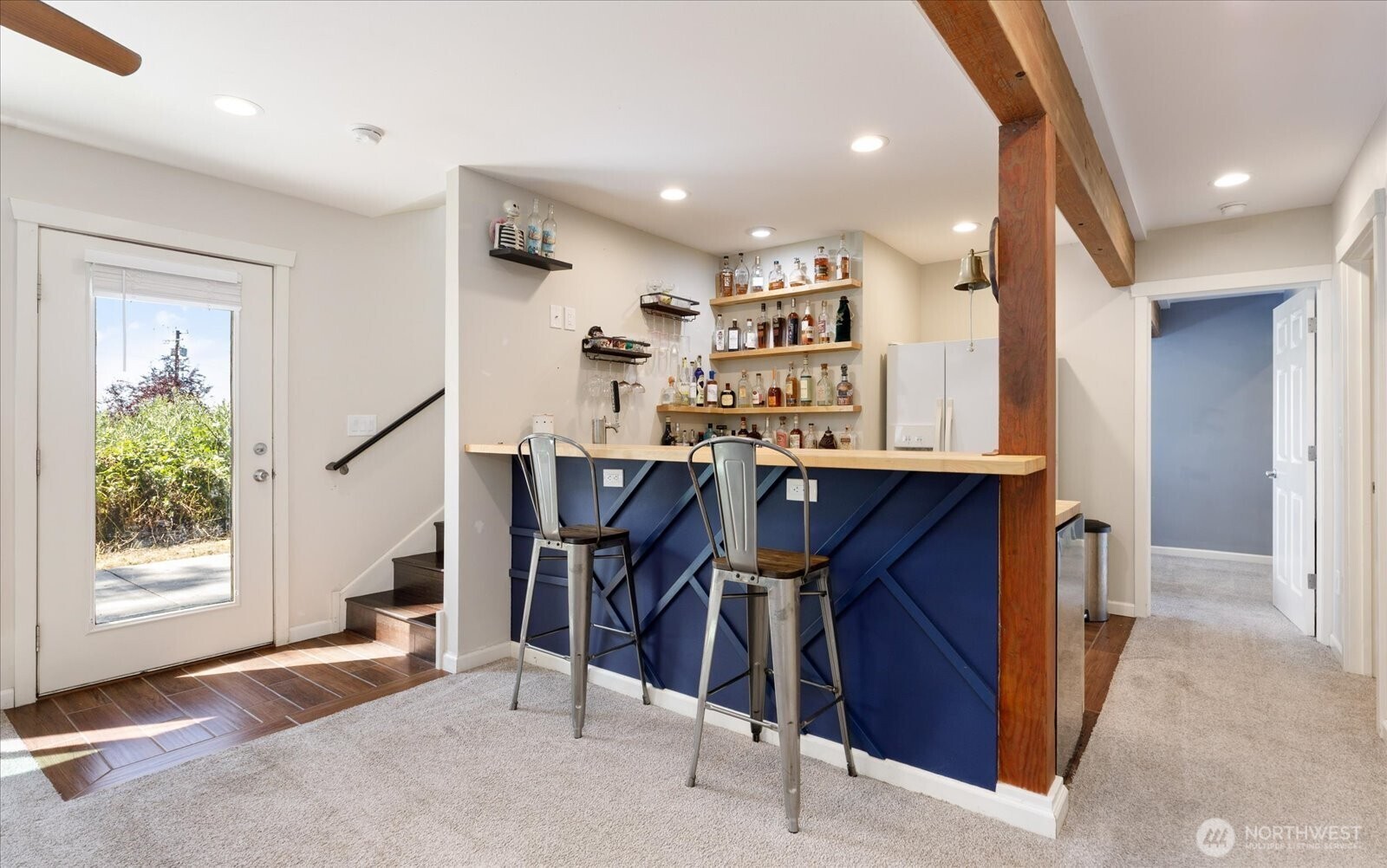 property viewer photo 22