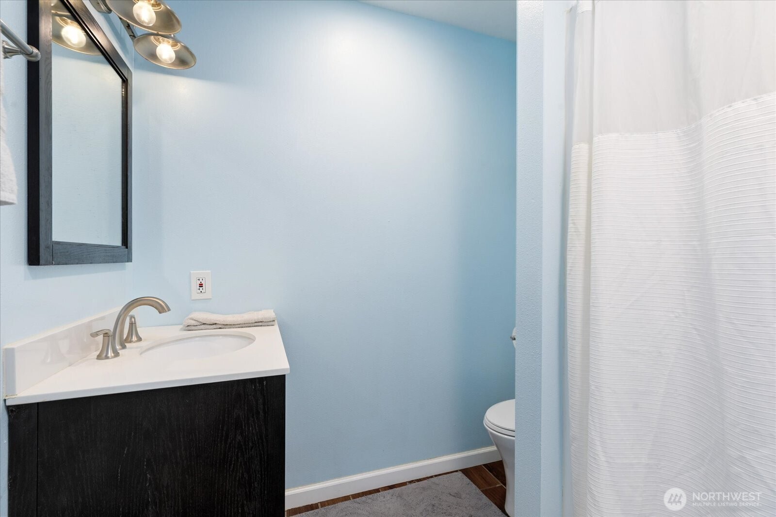 property viewer photo 27