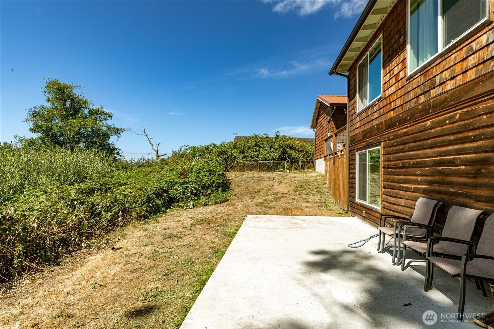 property viewer photo 36