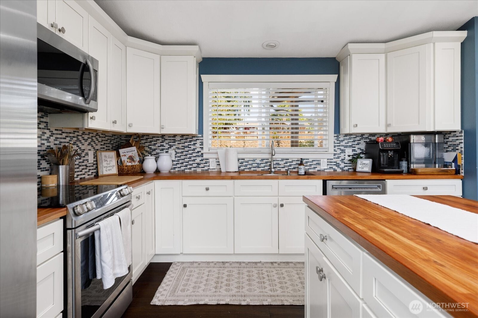 property viewer photo 8