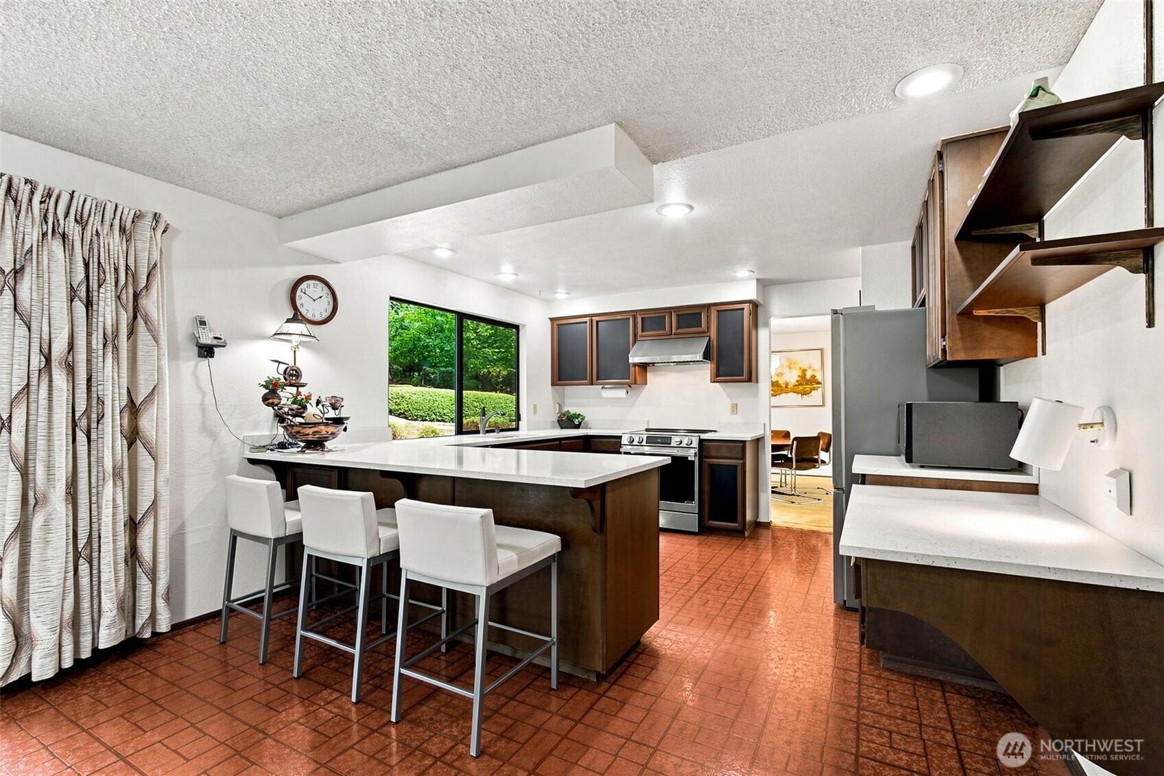 property viewer photo 12