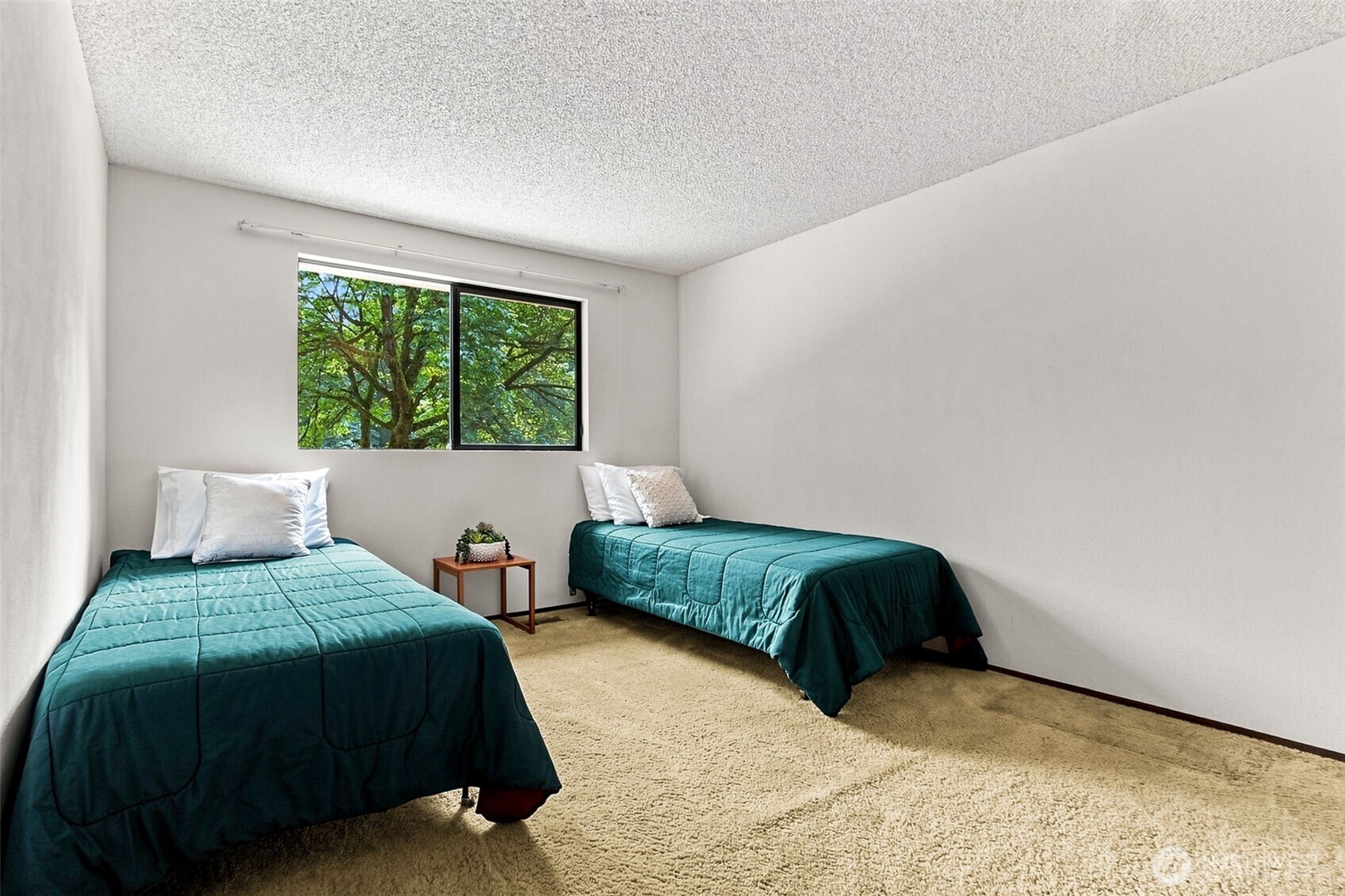 property viewer photo 24