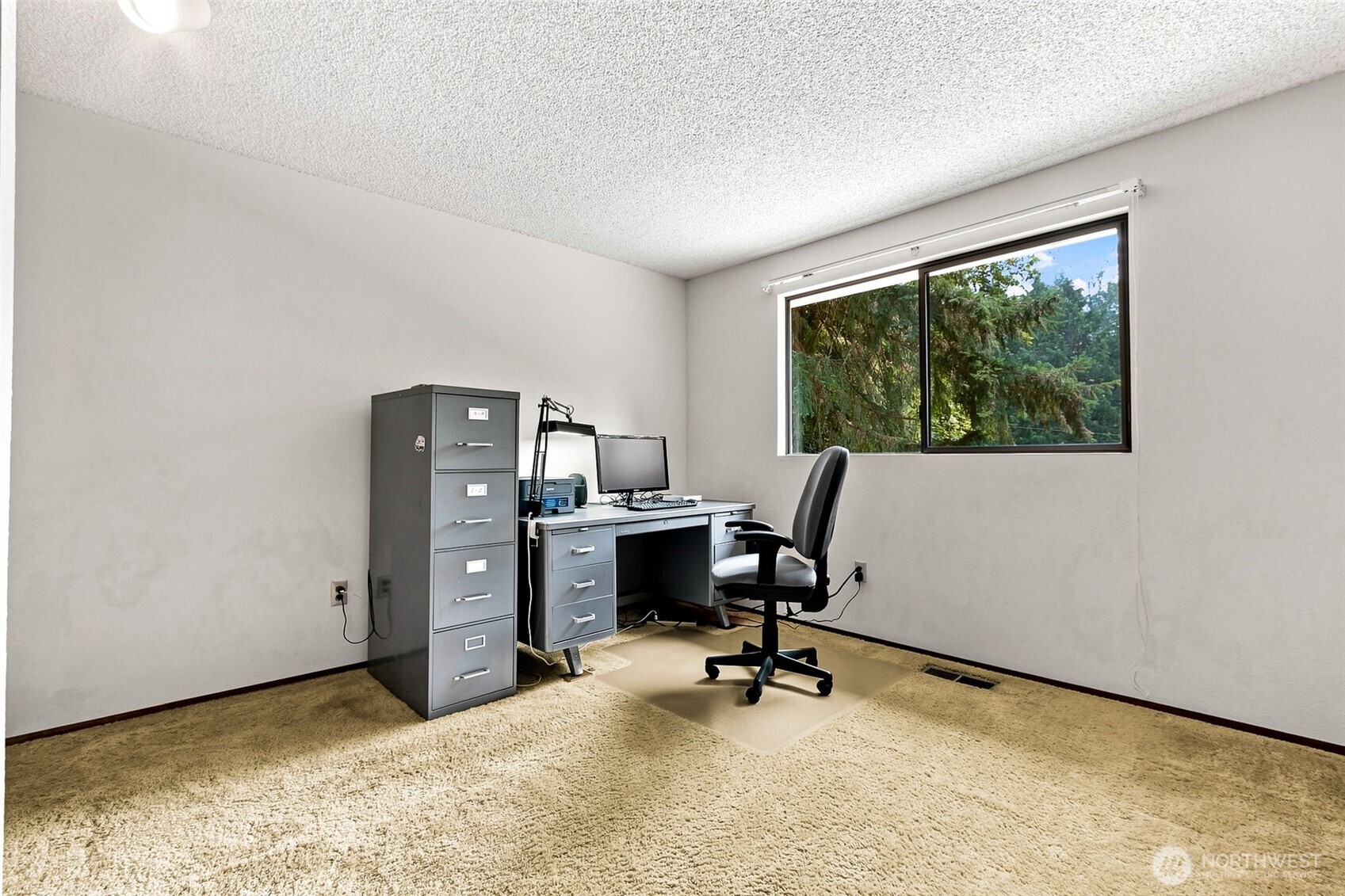 property viewer photo 30