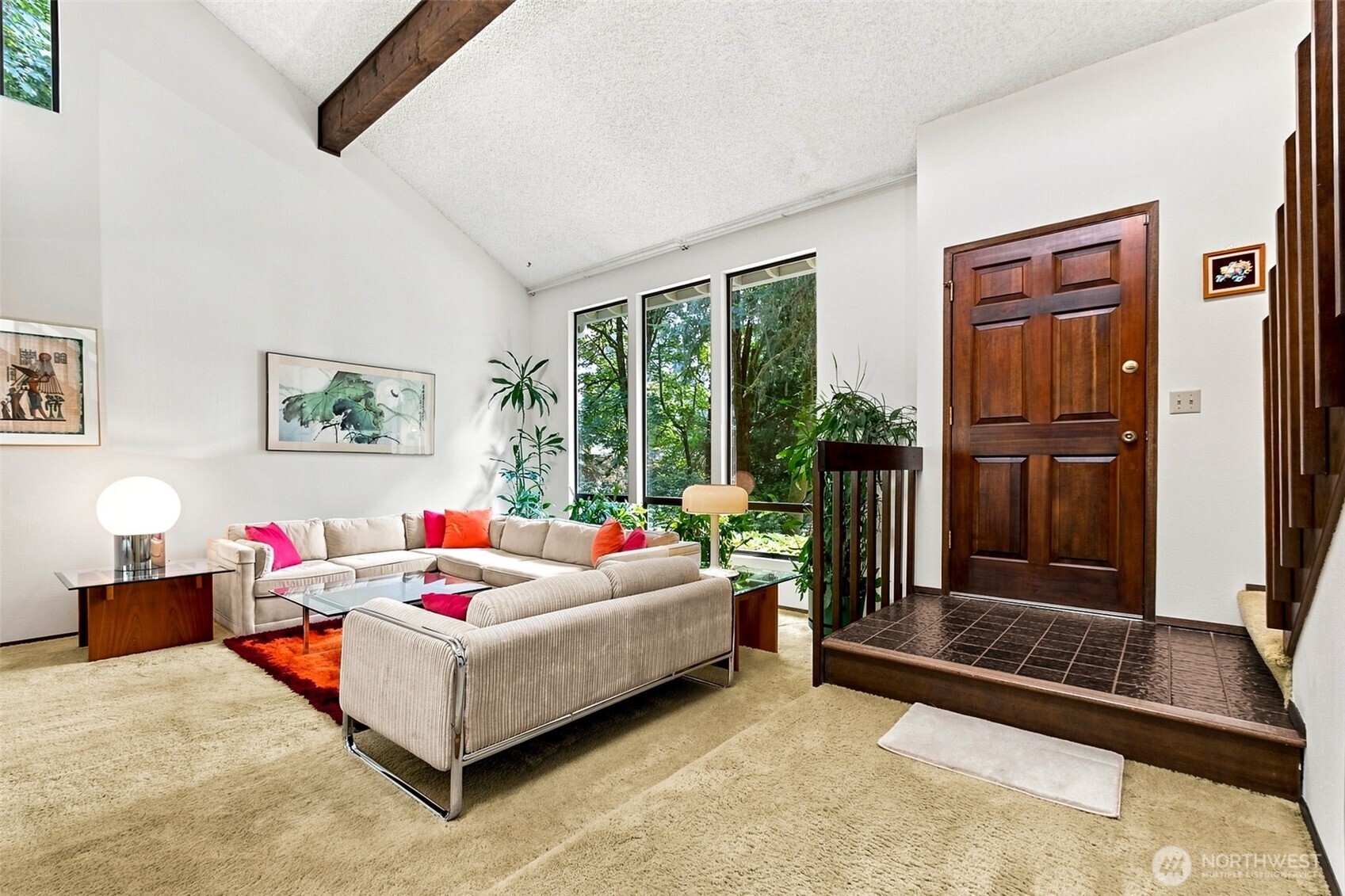 property viewer photo 5