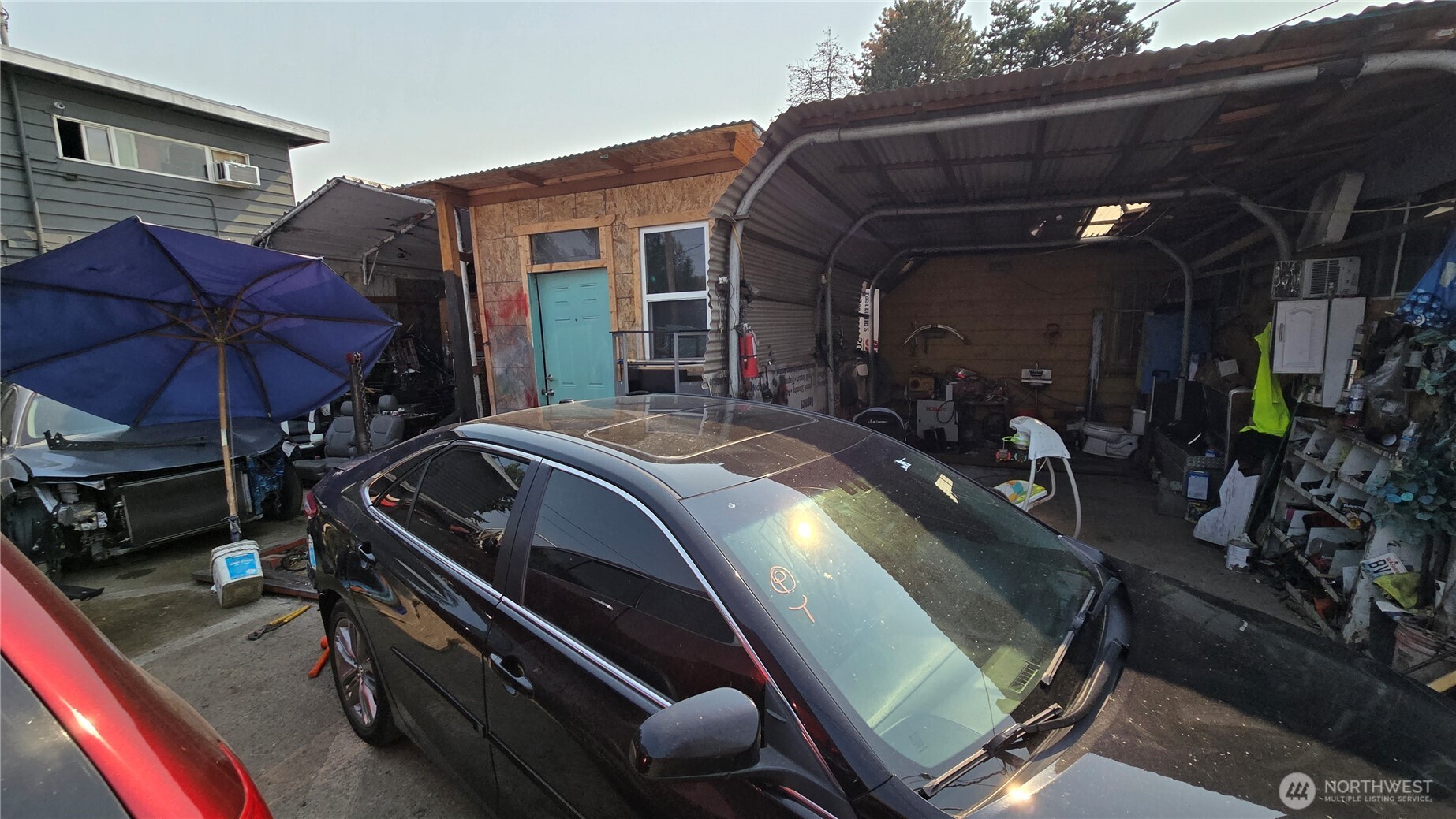 main property photo 23