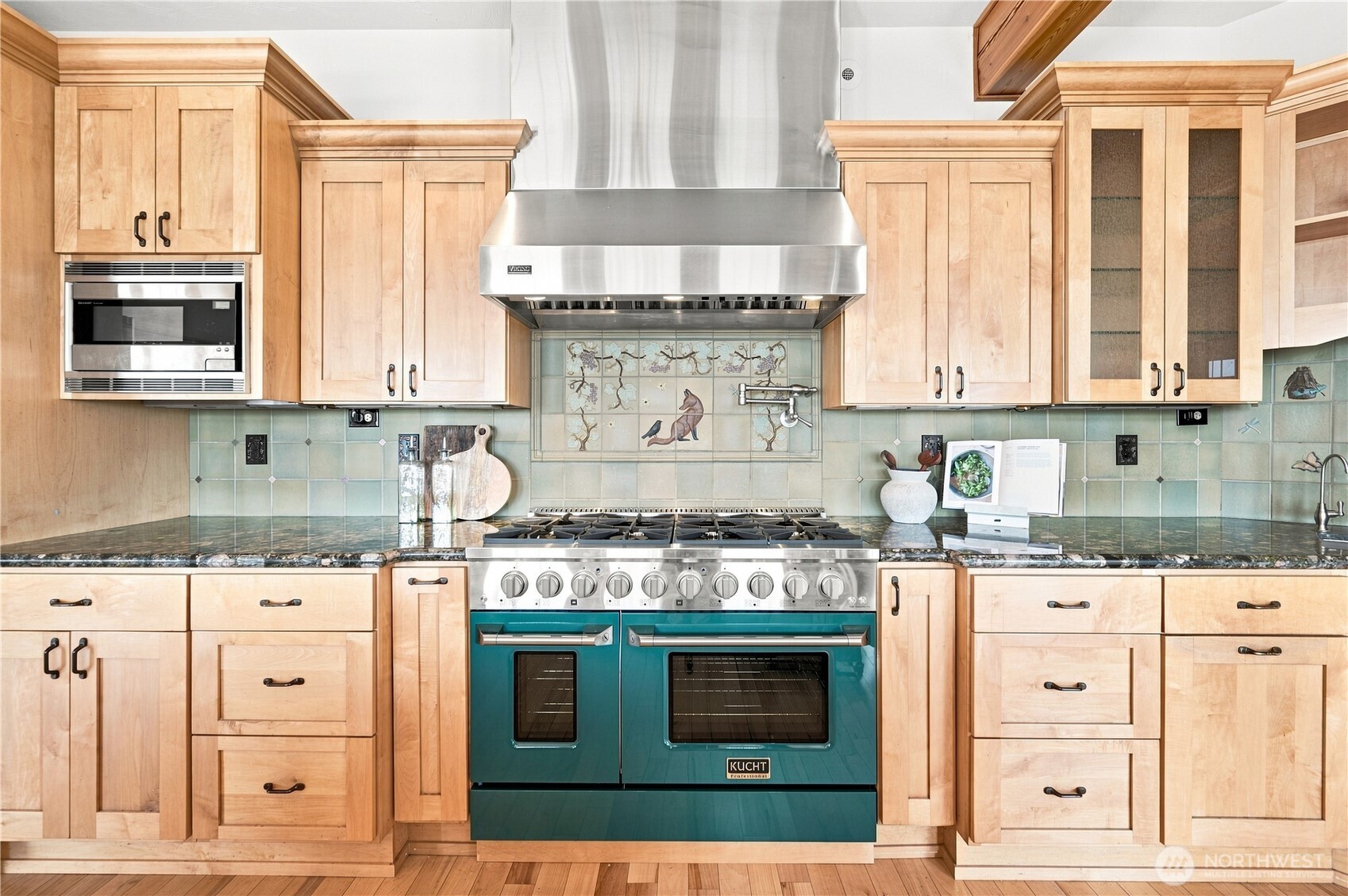 main property photo 18