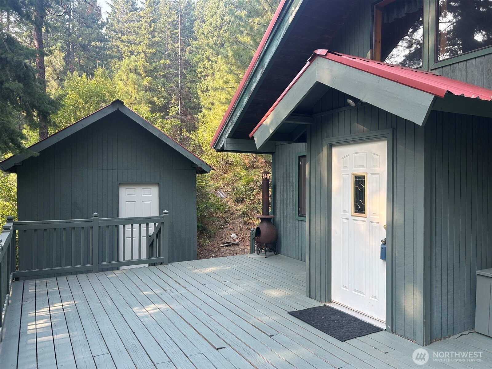 main property photo 23