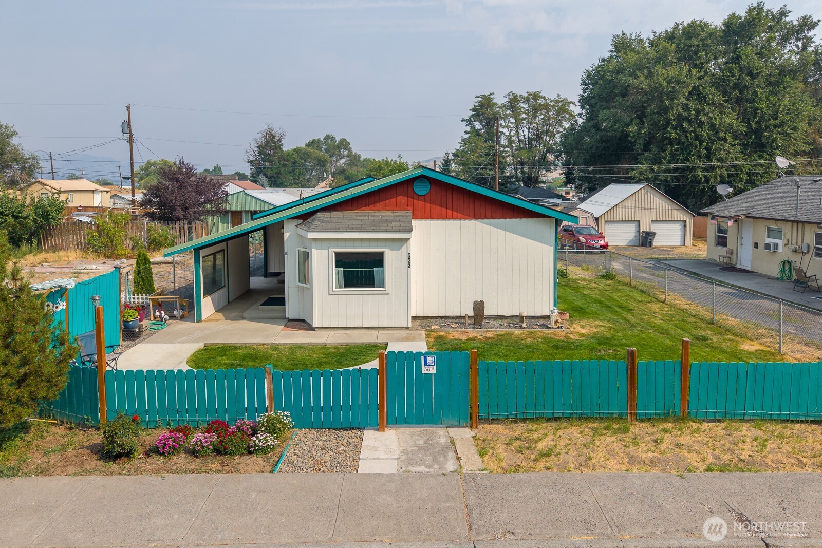 main property photo 1