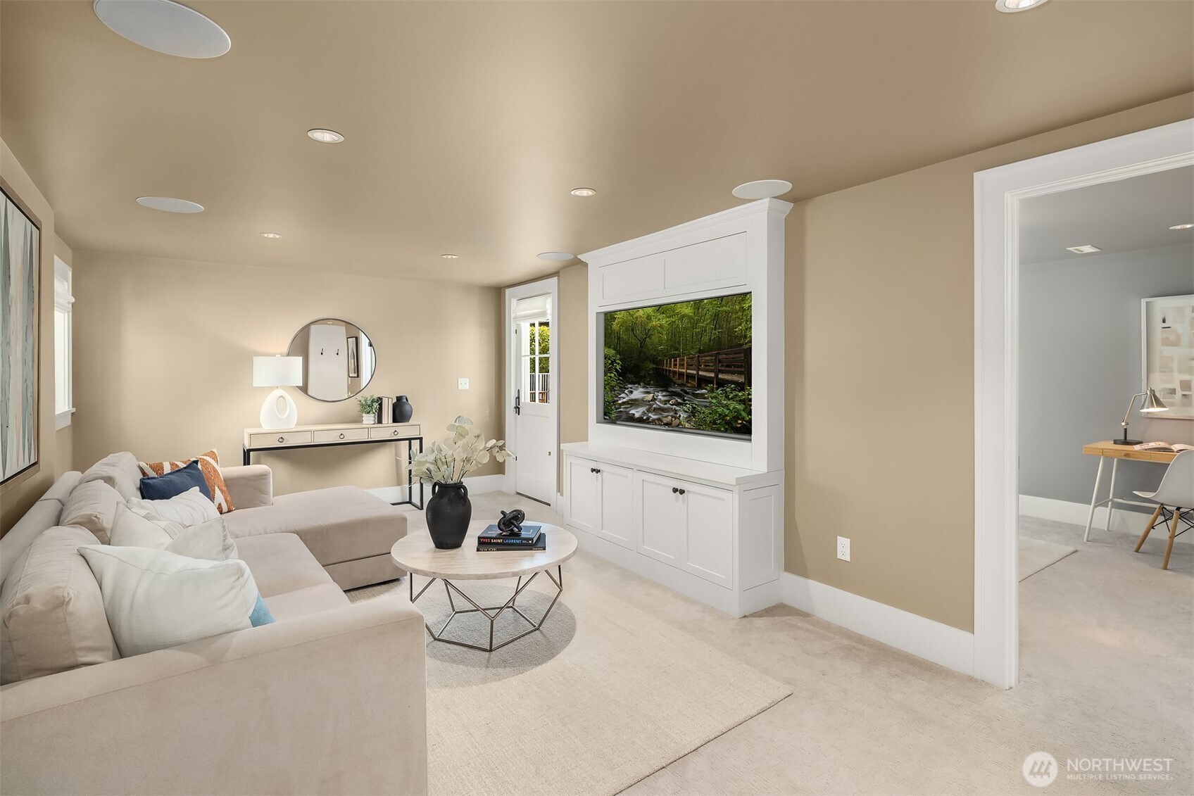 property viewer photo 25