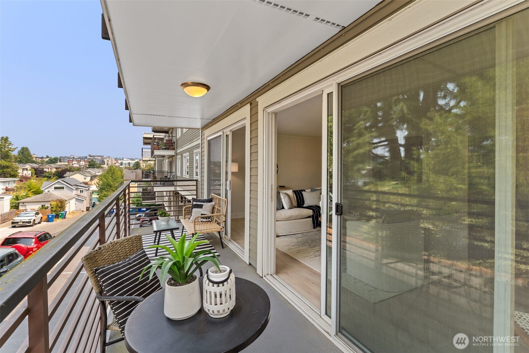 property viewer photo 13