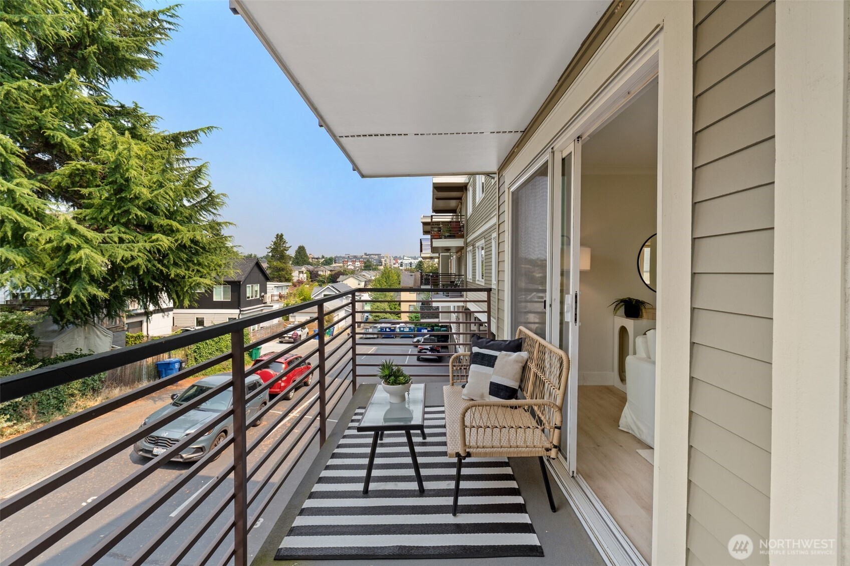 property viewer photo 14