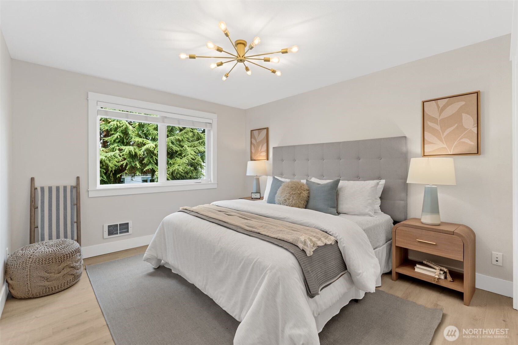 property viewer photo 16
