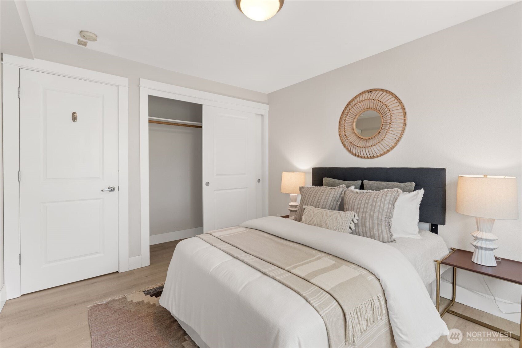 property viewer photo 17