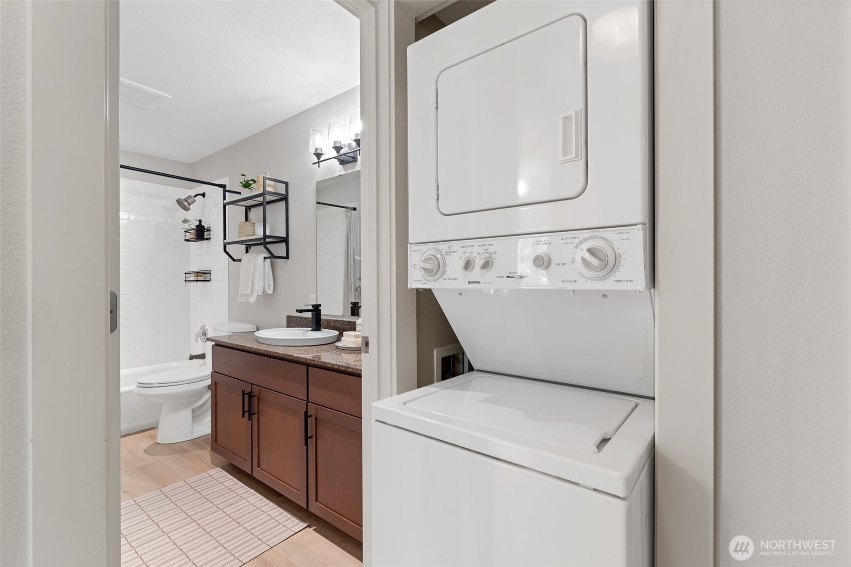 property viewer photo 20