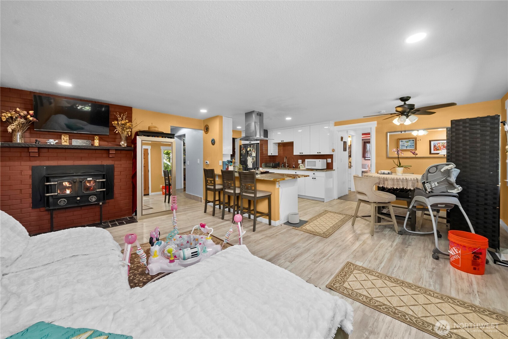 property viewer photo 11