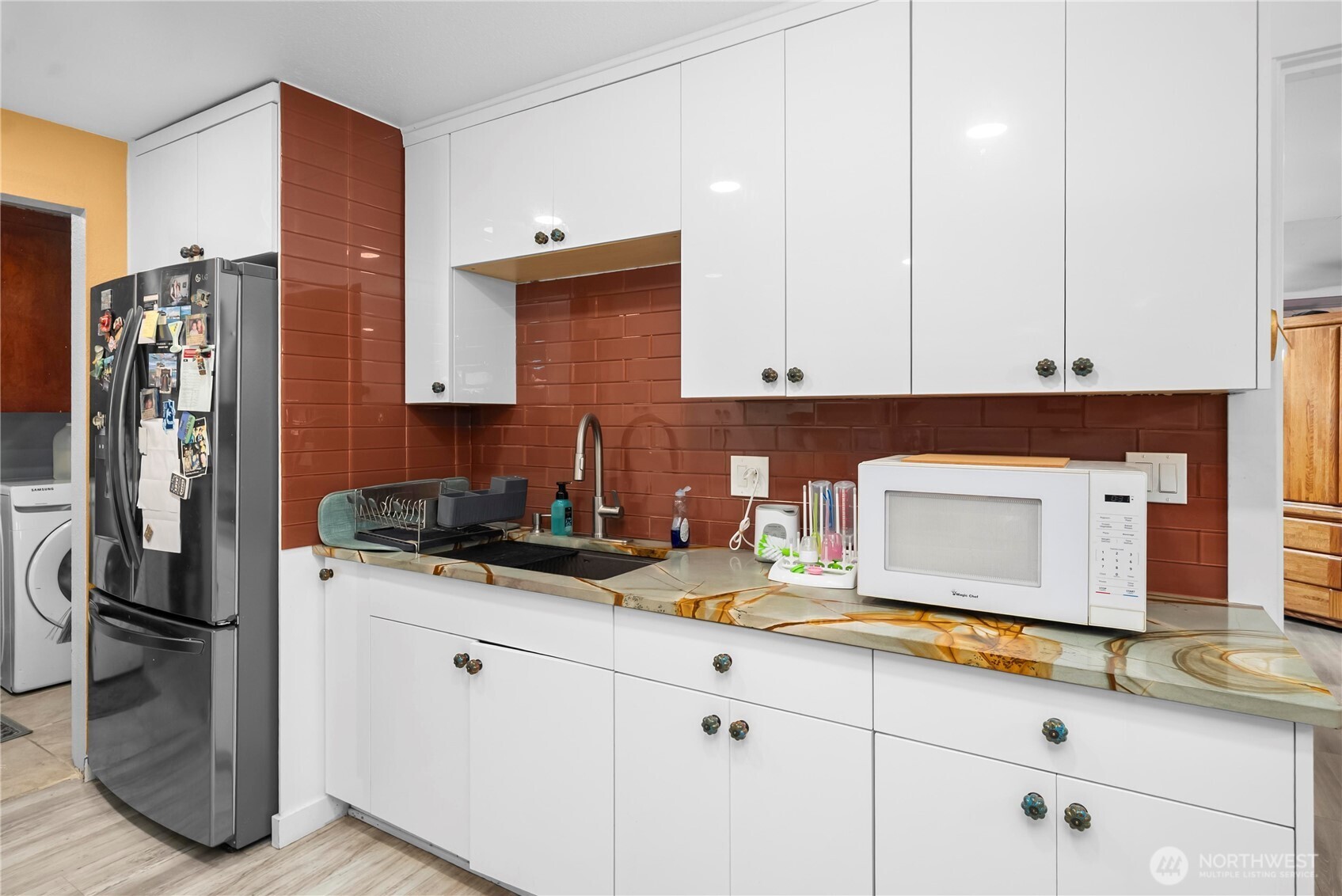 property viewer photo 13