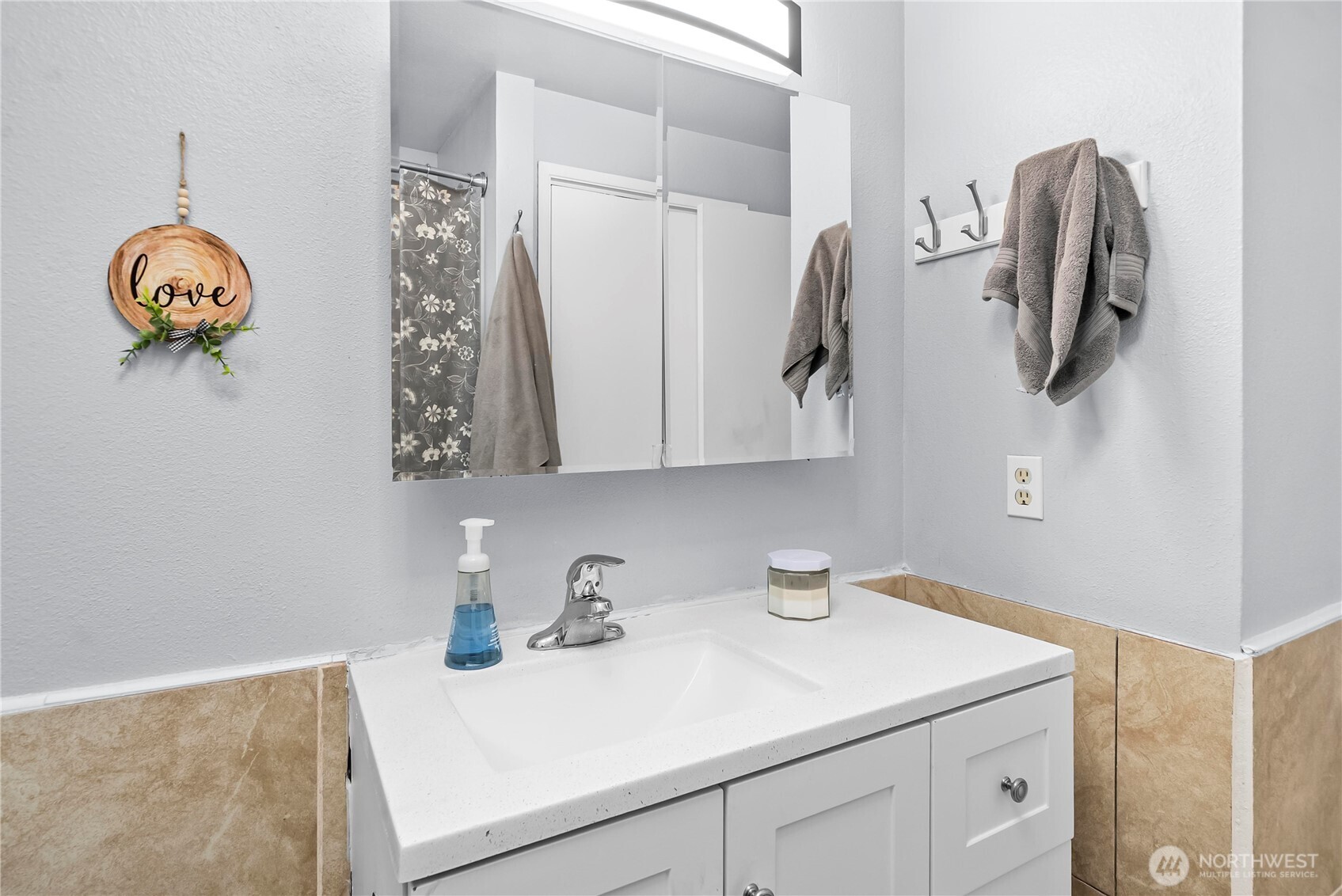 property viewer photo 25