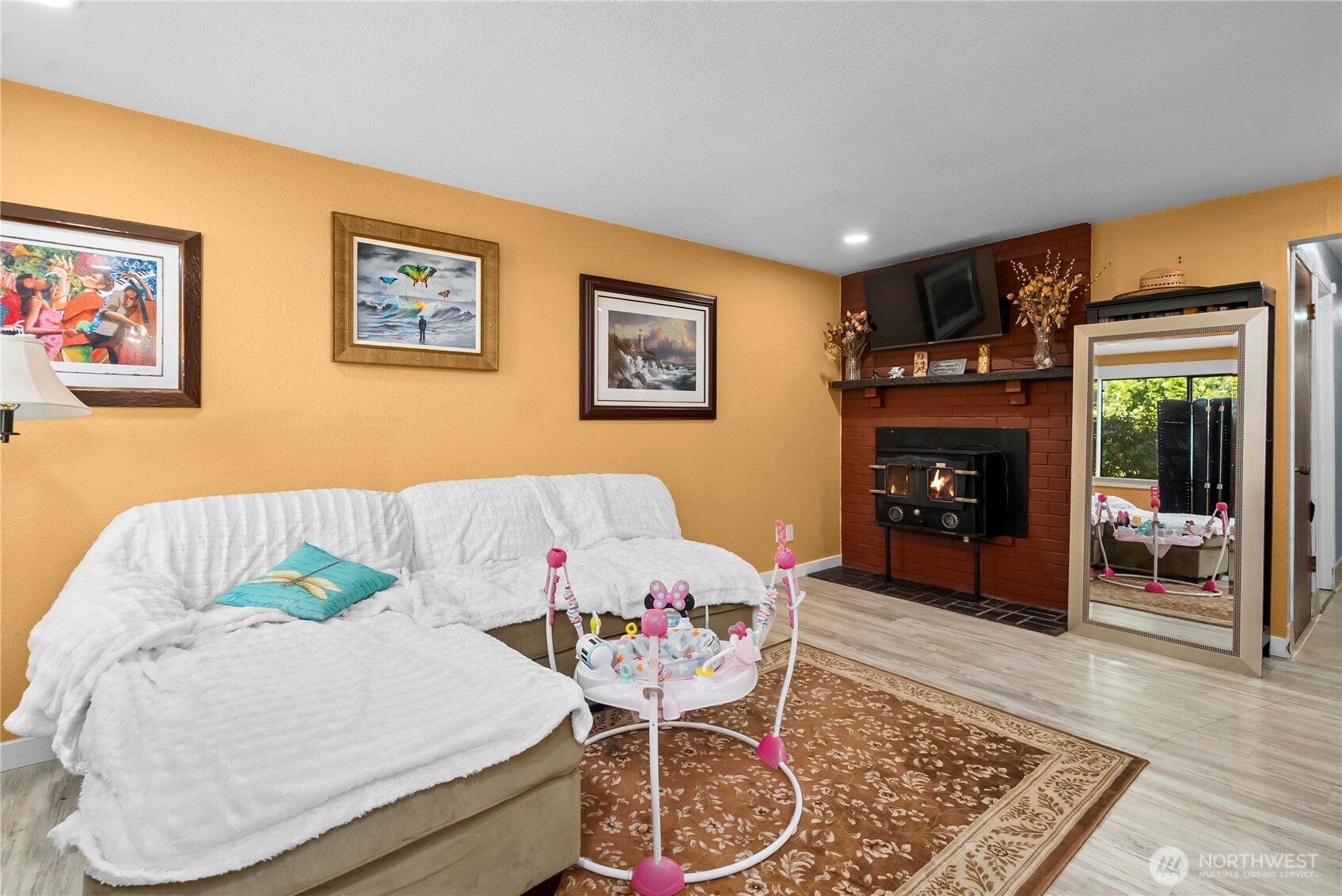 property viewer photo 8