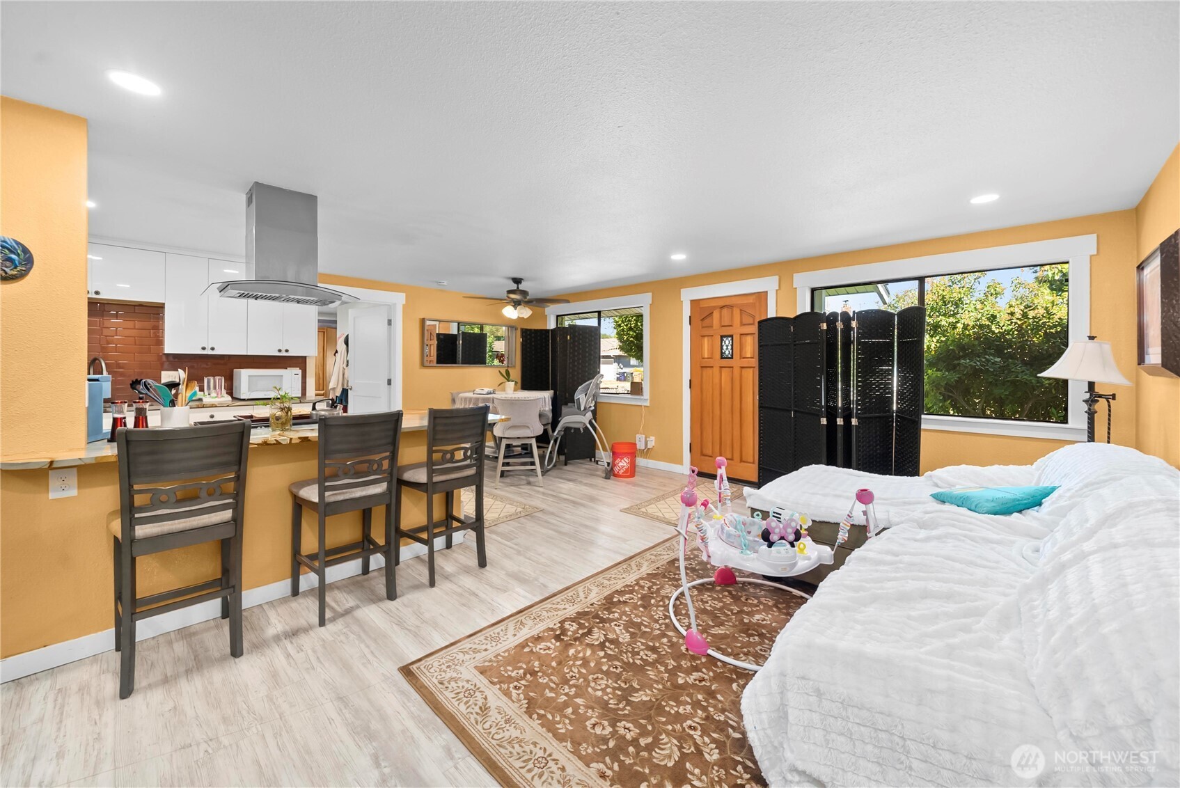 property viewer photo 9