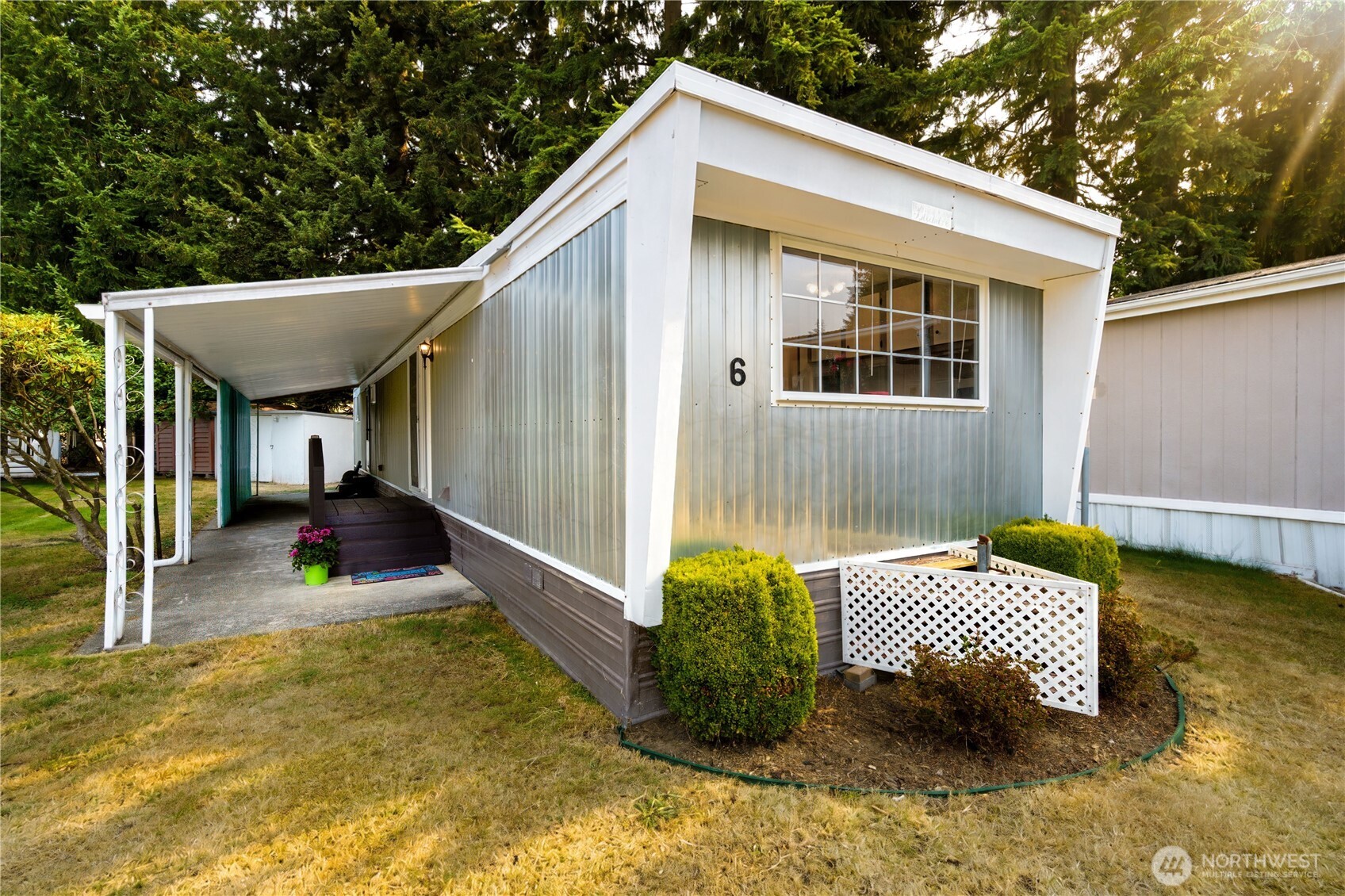 main property photo 0
