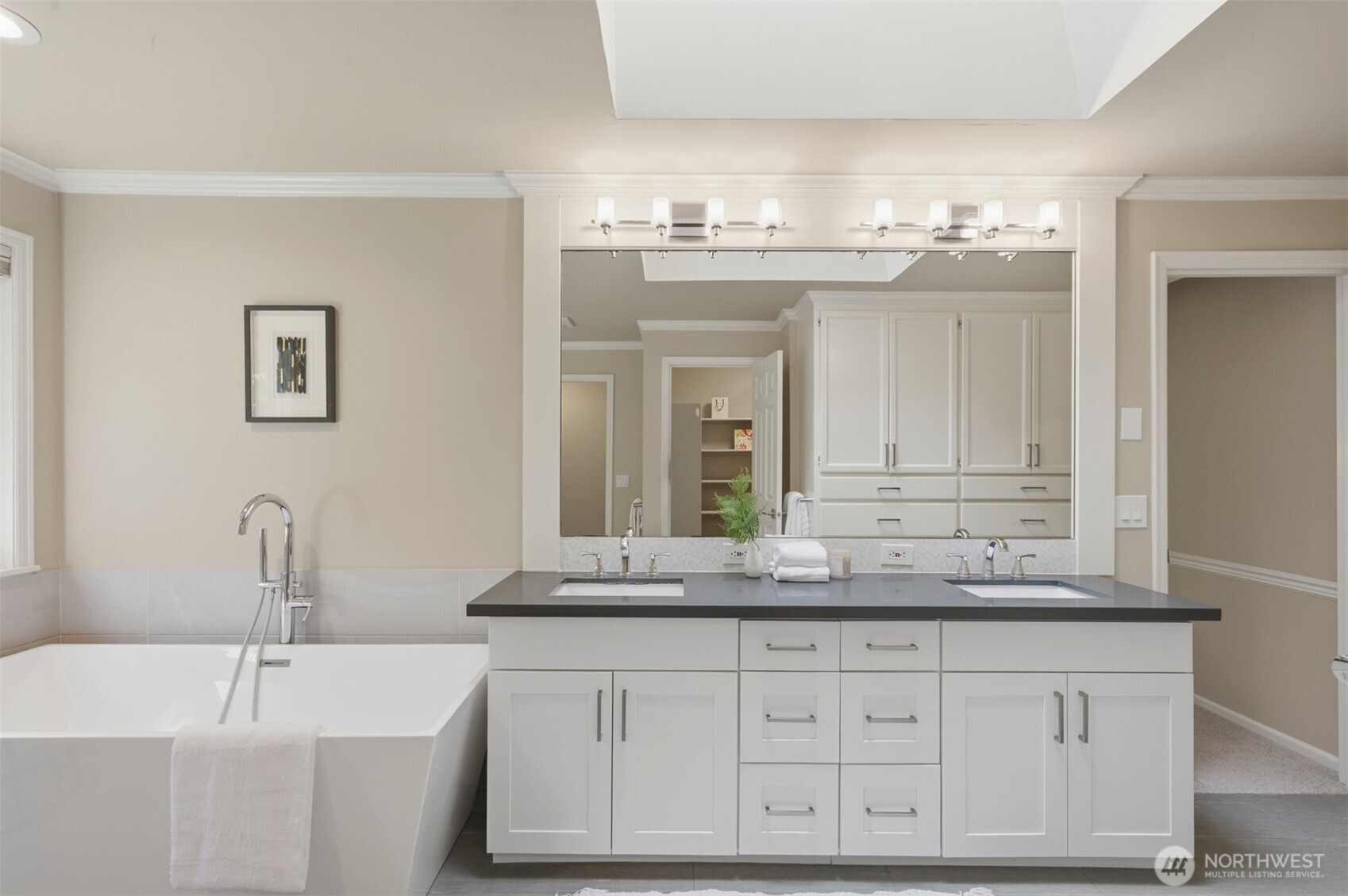 property viewer photo 22