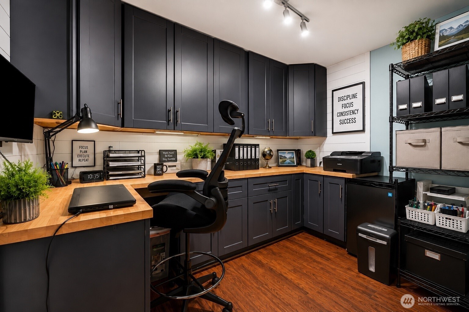 property viewer photo 12