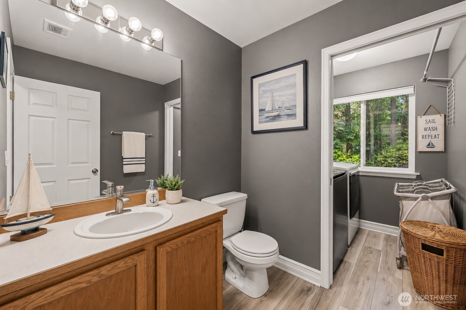 property viewer photo 18