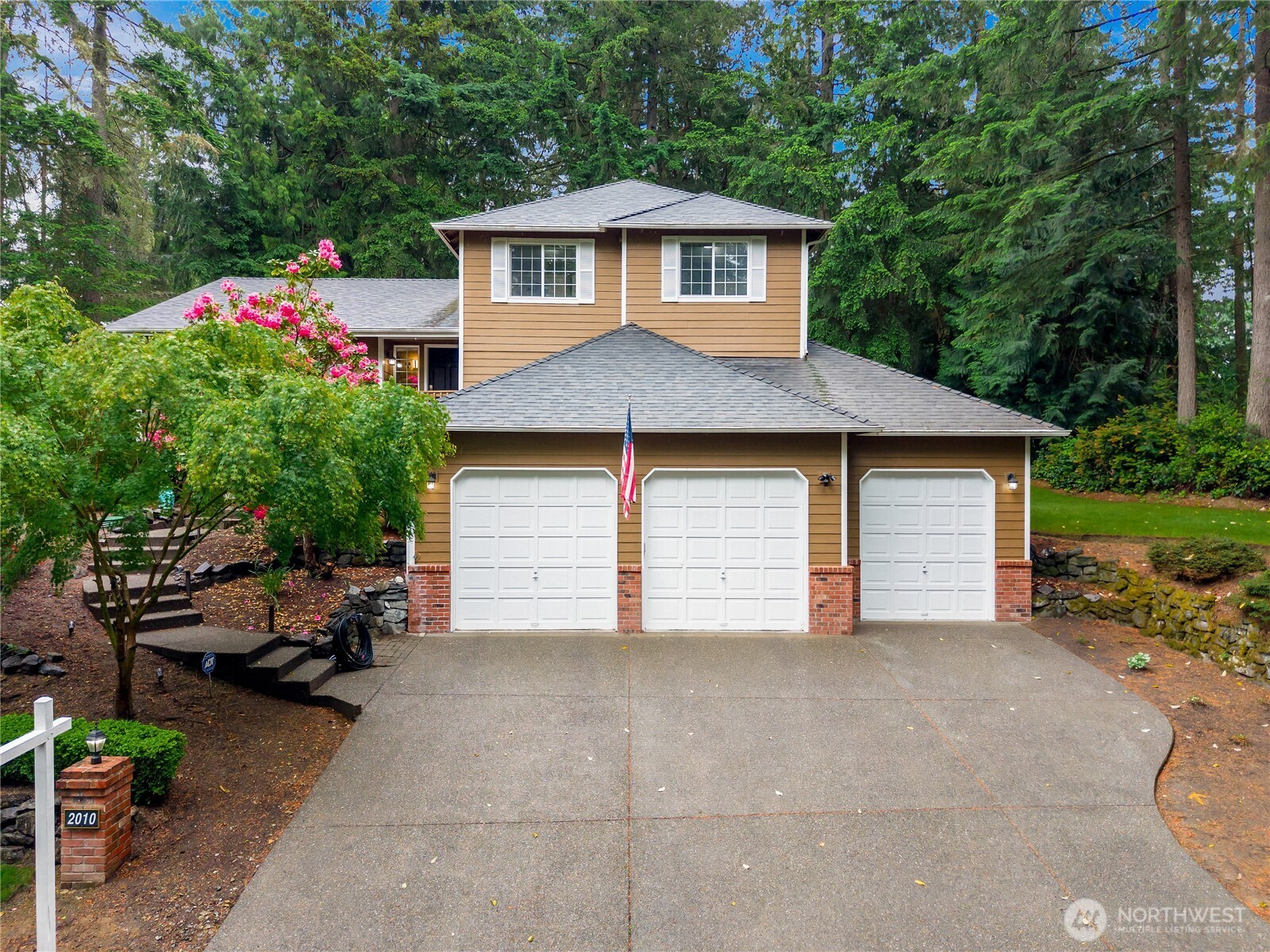 property viewer photo 2