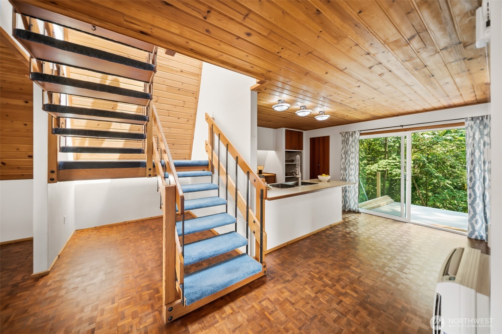 property viewer photo 15