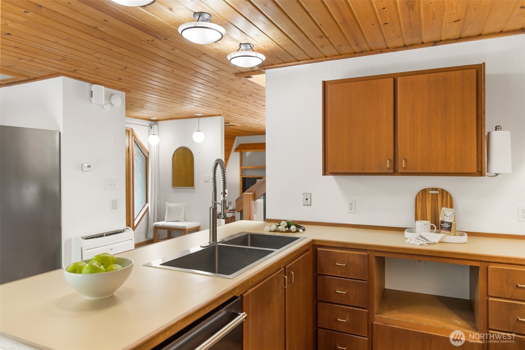 property viewer photo 19