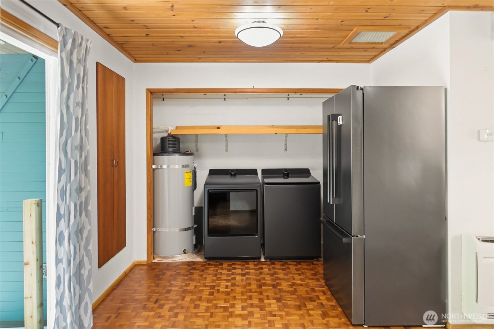 property viewer photo 20