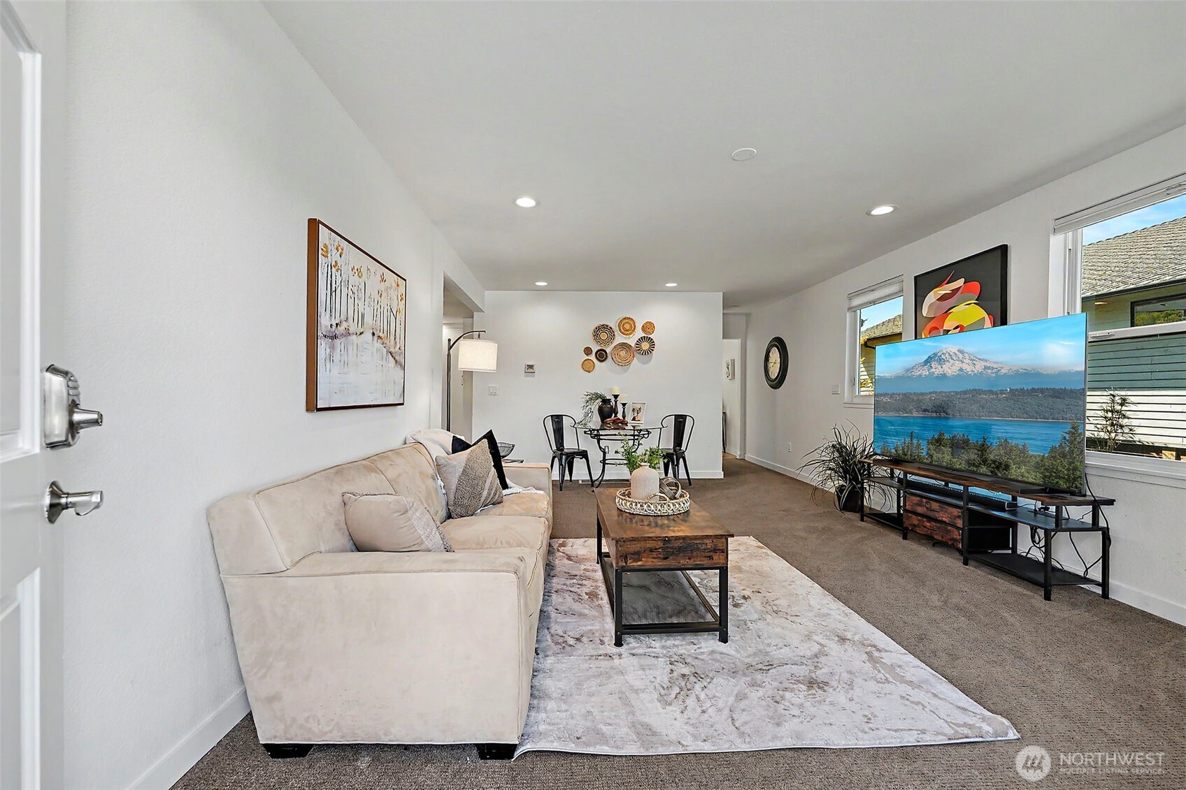 property viewer photo 13
