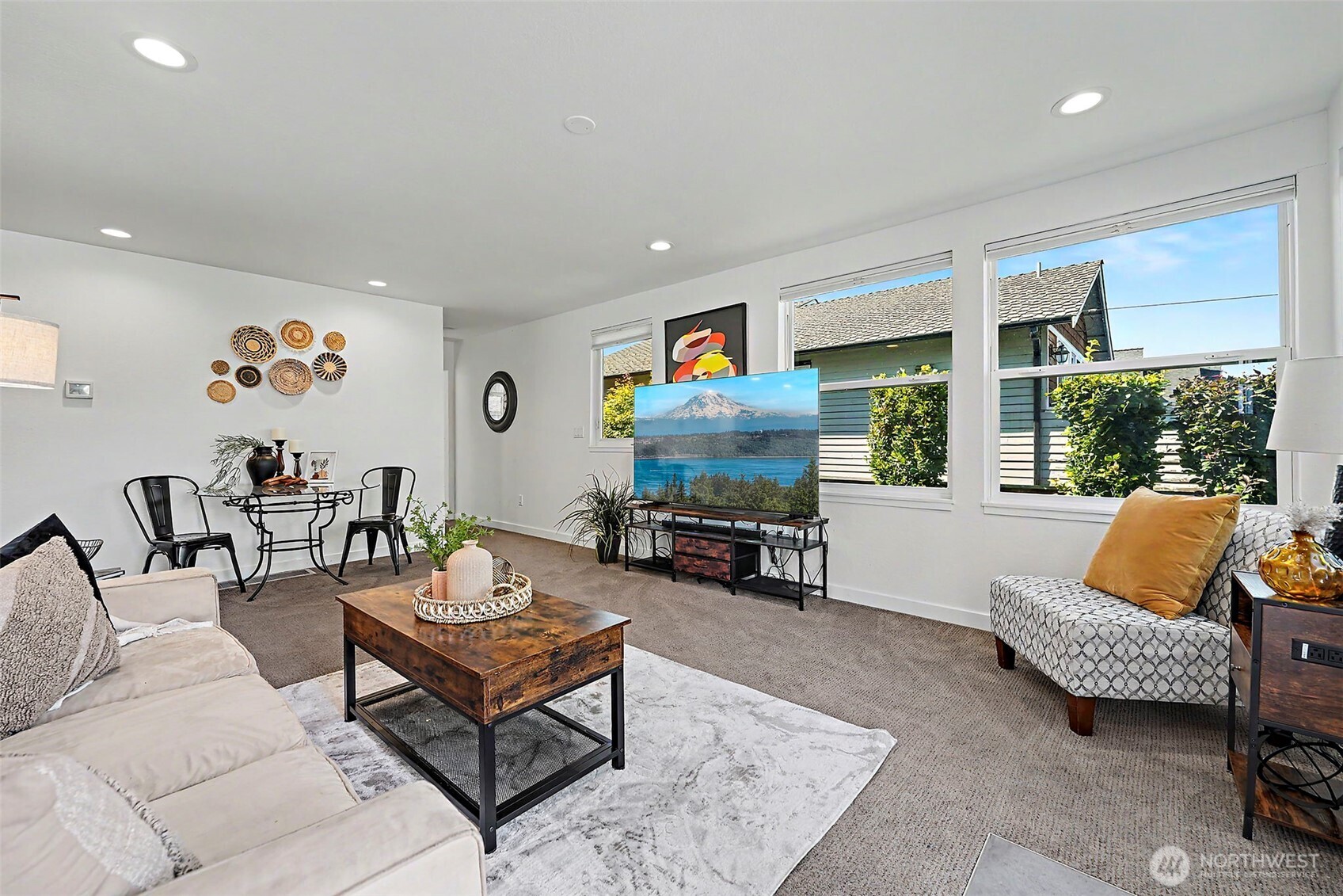 property viewer photo 14