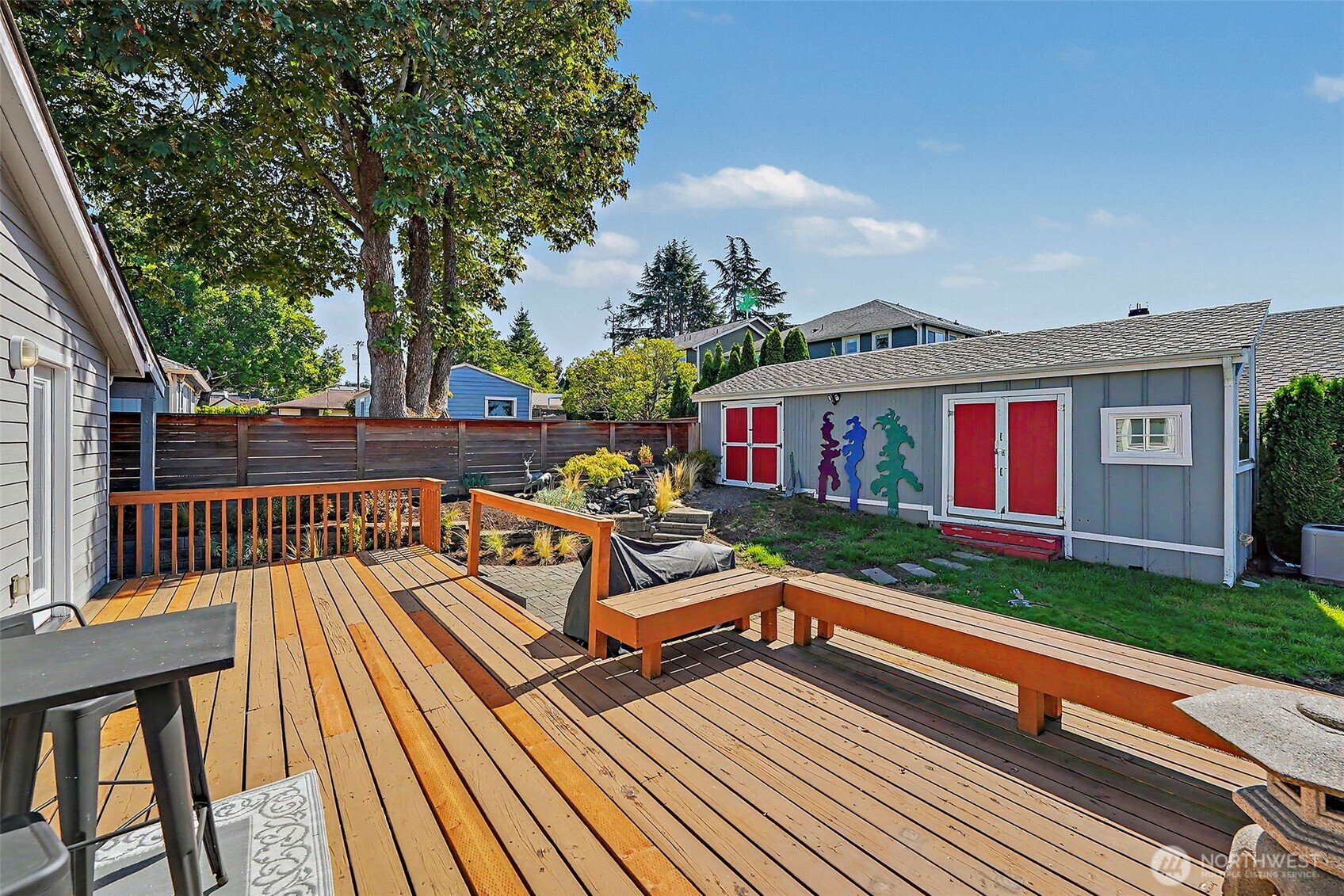 property viewer photo 2
