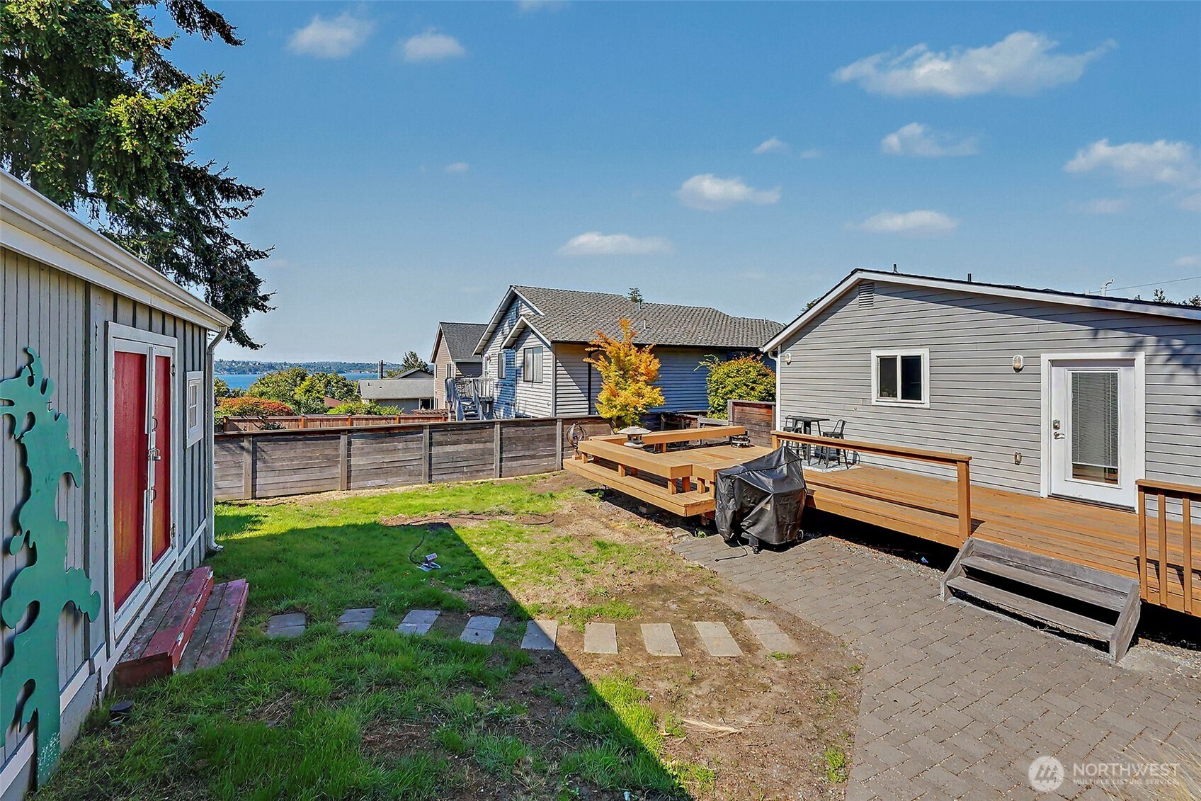 property viewer photo 3