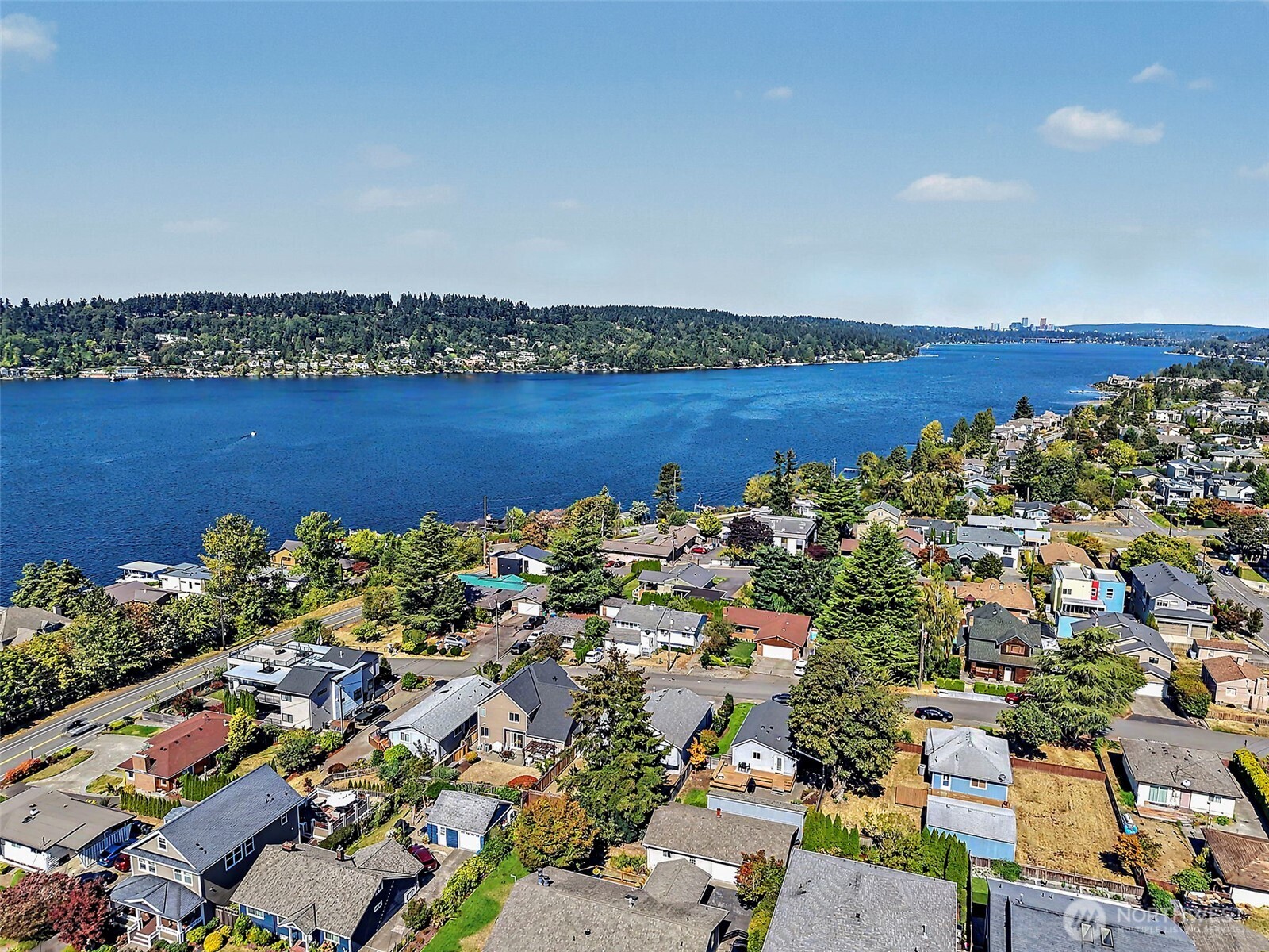 property viewer photo 5