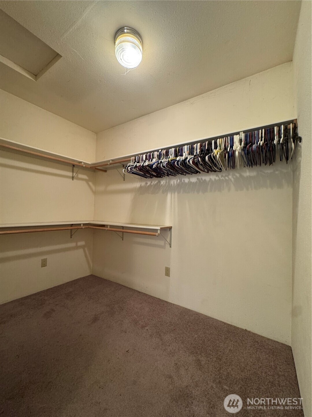 property viewer photo 10
