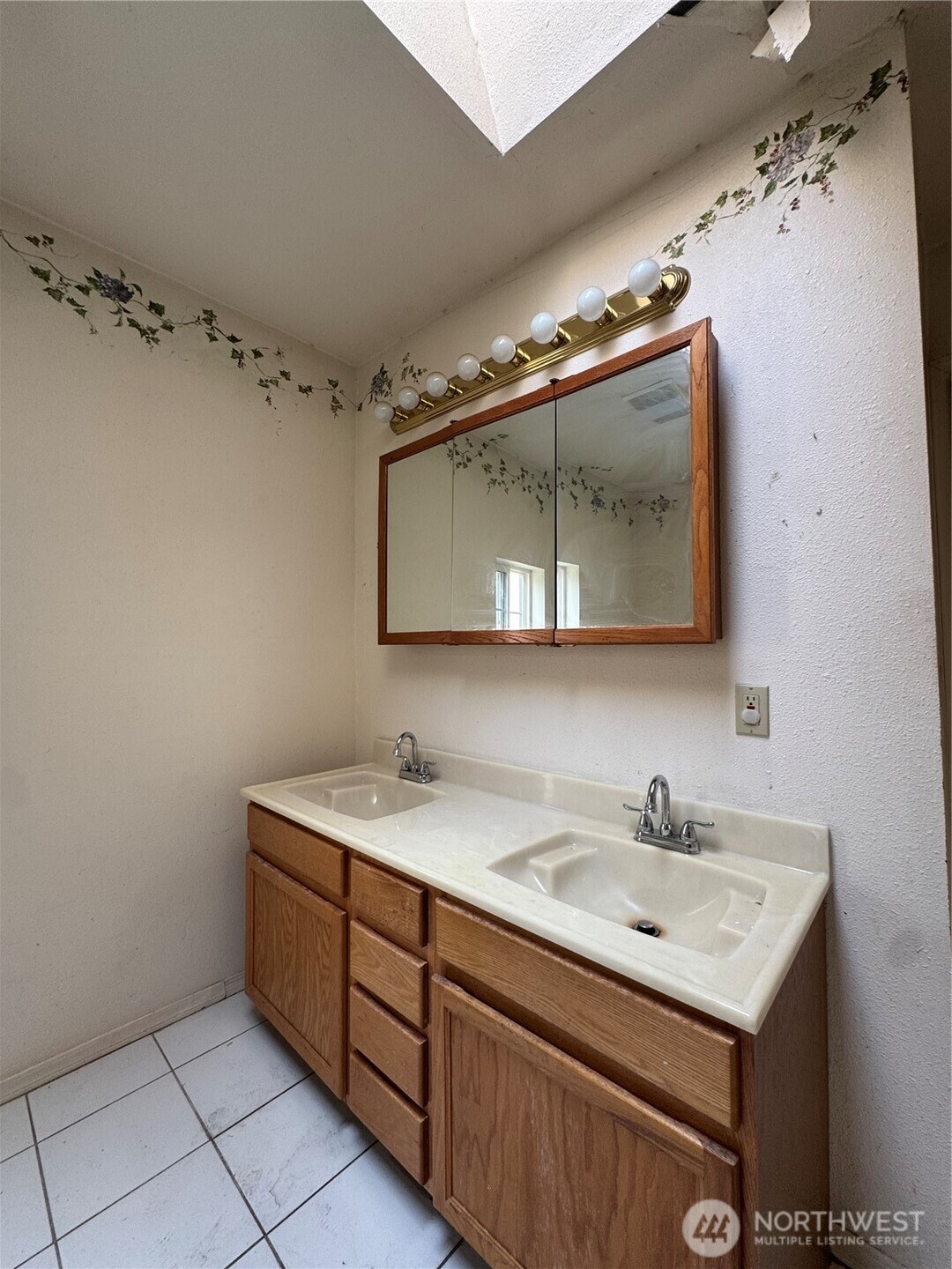 property viewer photo 12