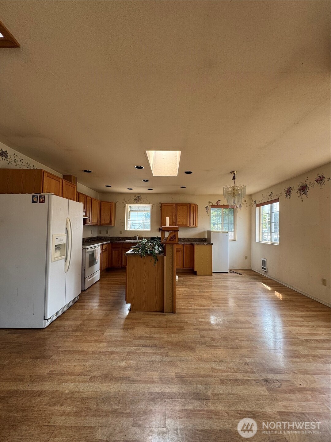 property viewer photo 5