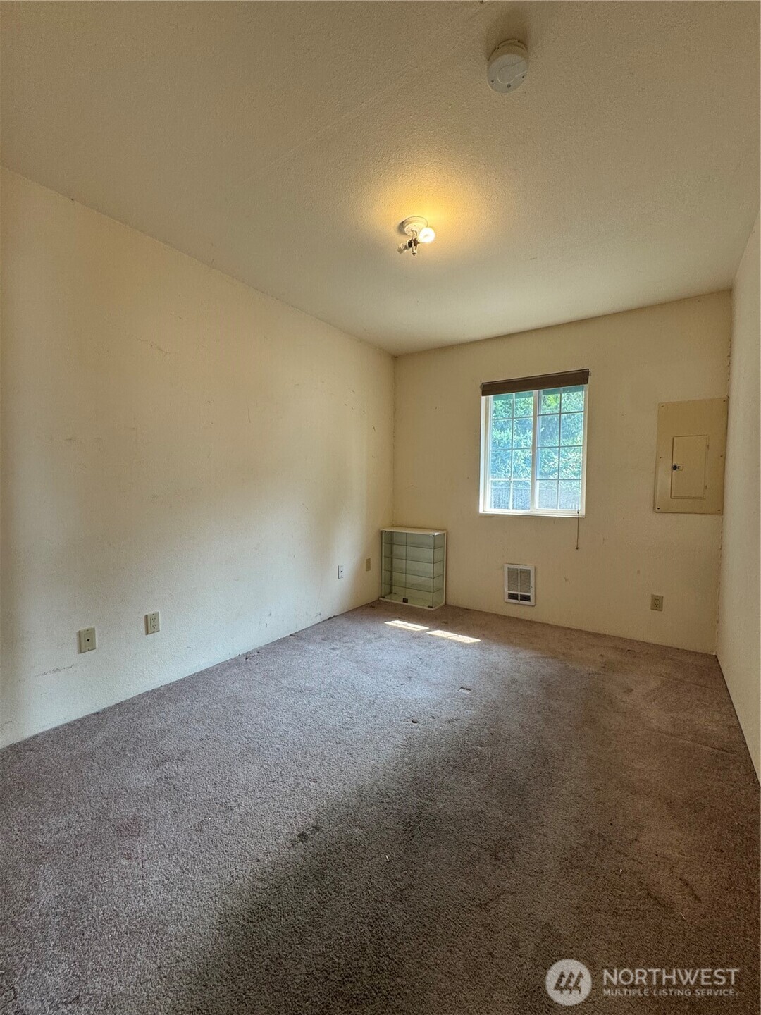 property viewer photo 9