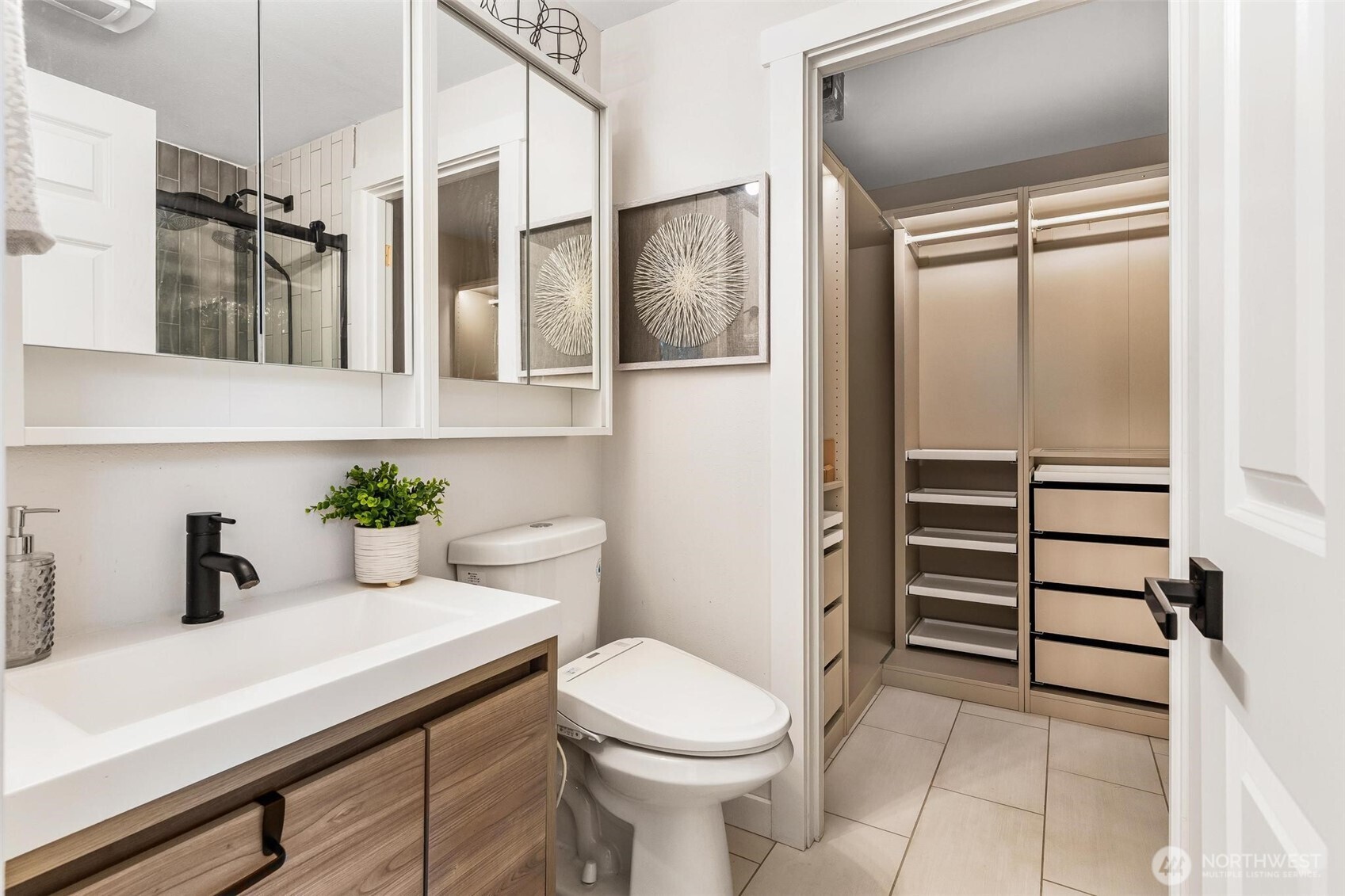 property viewer photo 14