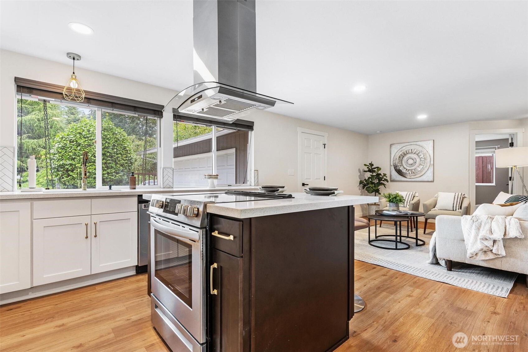 property viewer photo 6