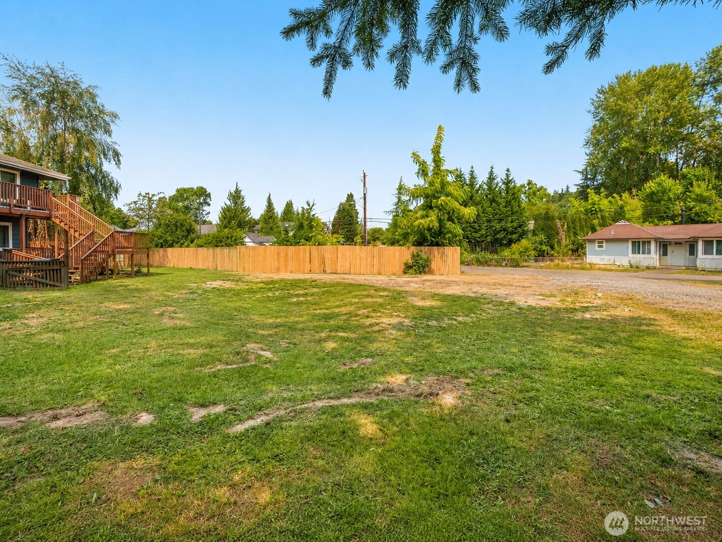 property viewer photo 7
